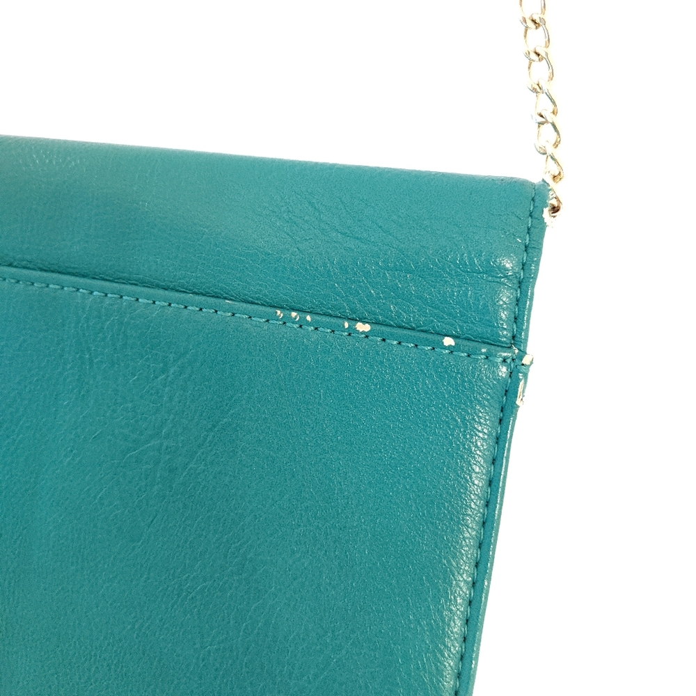 Teal Envelope Clutch with Chain Strap - Picture 3 of 4